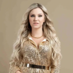 Natalie Holzner - Sängerin Entertainerin für Ihr Event buchen