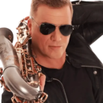 Saxophonist - Gentleman Dee für Ihr Event buchen