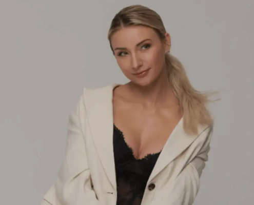 Sängerin Musikerin Anna Carina Woitschack jetzt für Ihr Event buchen