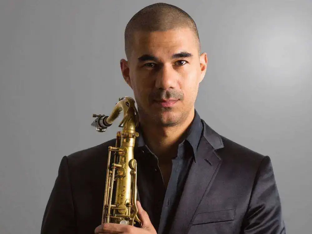 Joel Mozes van de Pol - Event Saxophonist jetzt für Ihr Event buchen