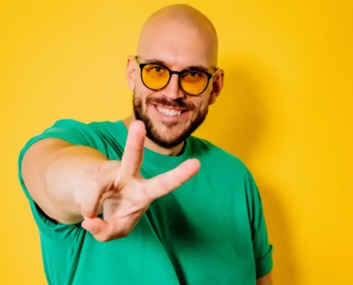 Partysänger Rumbombe live auf der Bühne – Künstlervermittlung und Booking über die MH-Eventagentur in Lathen, Emsland