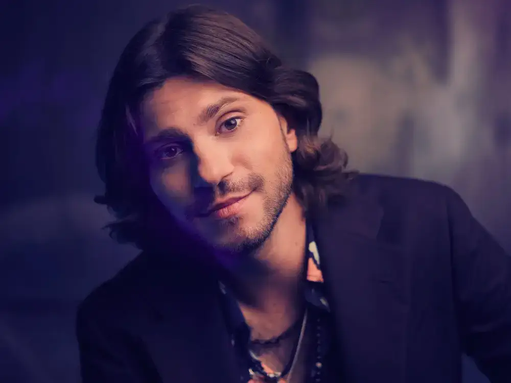 Julian Reim - Sänger Entertainer jetzt für dein Event buchen.