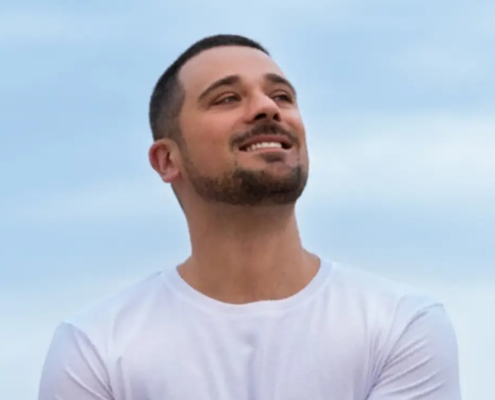 Italo-Schlagerstar Pietro Basile im Porträt – Professionelle Künstlervermittlung für Events im Emsland und deutschlandweit durch die MH-Eventagentur Lathen.