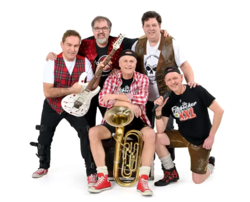Die Oktoberfestband Filsbacher XXL in traditioneller Tracht – Professionelles Künstler-Booking über die MH Eventagentur, Ihre Experten für Live-Entertainment im Emsland und bundesweit.