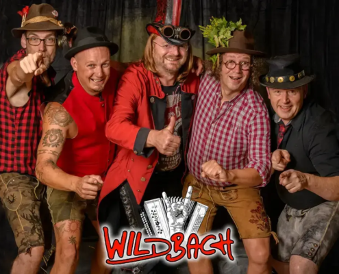 Die Tiroler Partyband Wildbach live auf der Bühne – Künstlervermittlung MH Eventagentur für das Emsland und bundesweit.