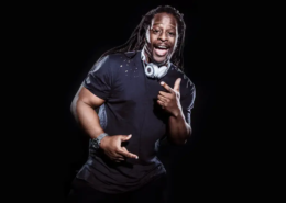 DJ und Moderator Mola Adebisi live buchen – Künstlervermittlung MH-Eventagentur Emsland.