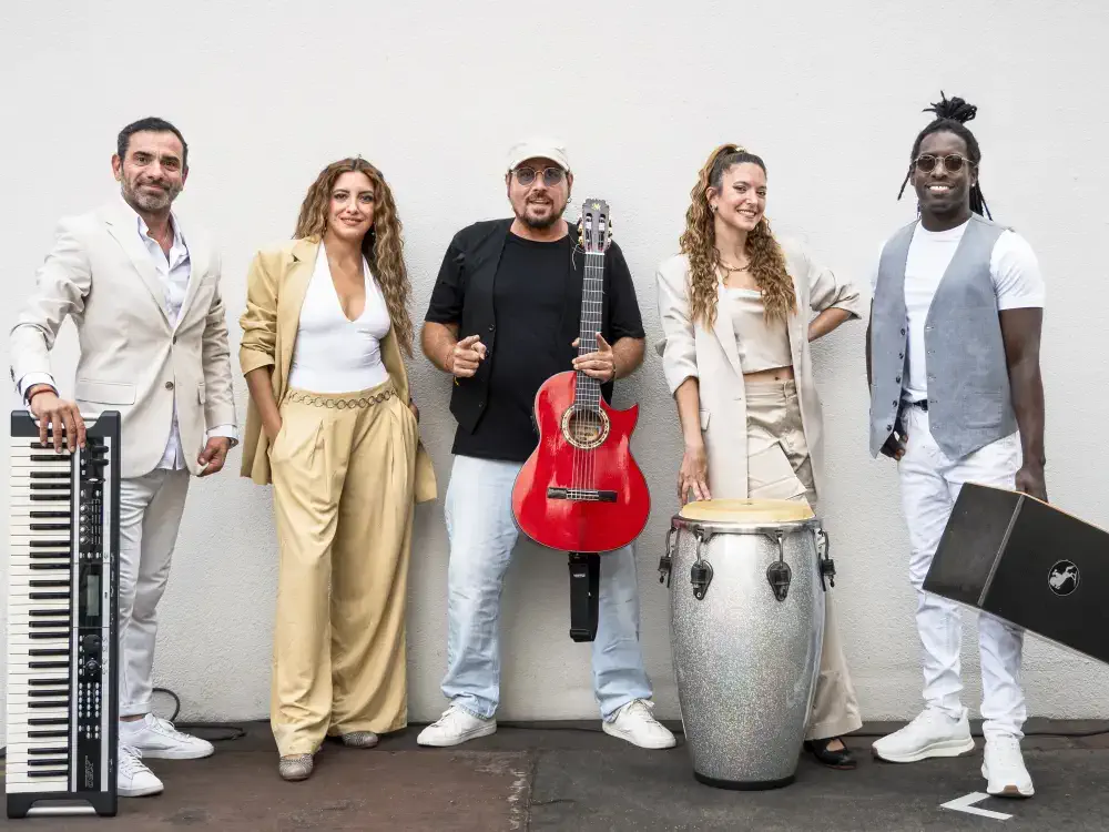 Charly Gitanos Band live bei einer Veranstaltung – Künstlervermittlung durch die MH Eventagentur im Emsland und bundesweit.